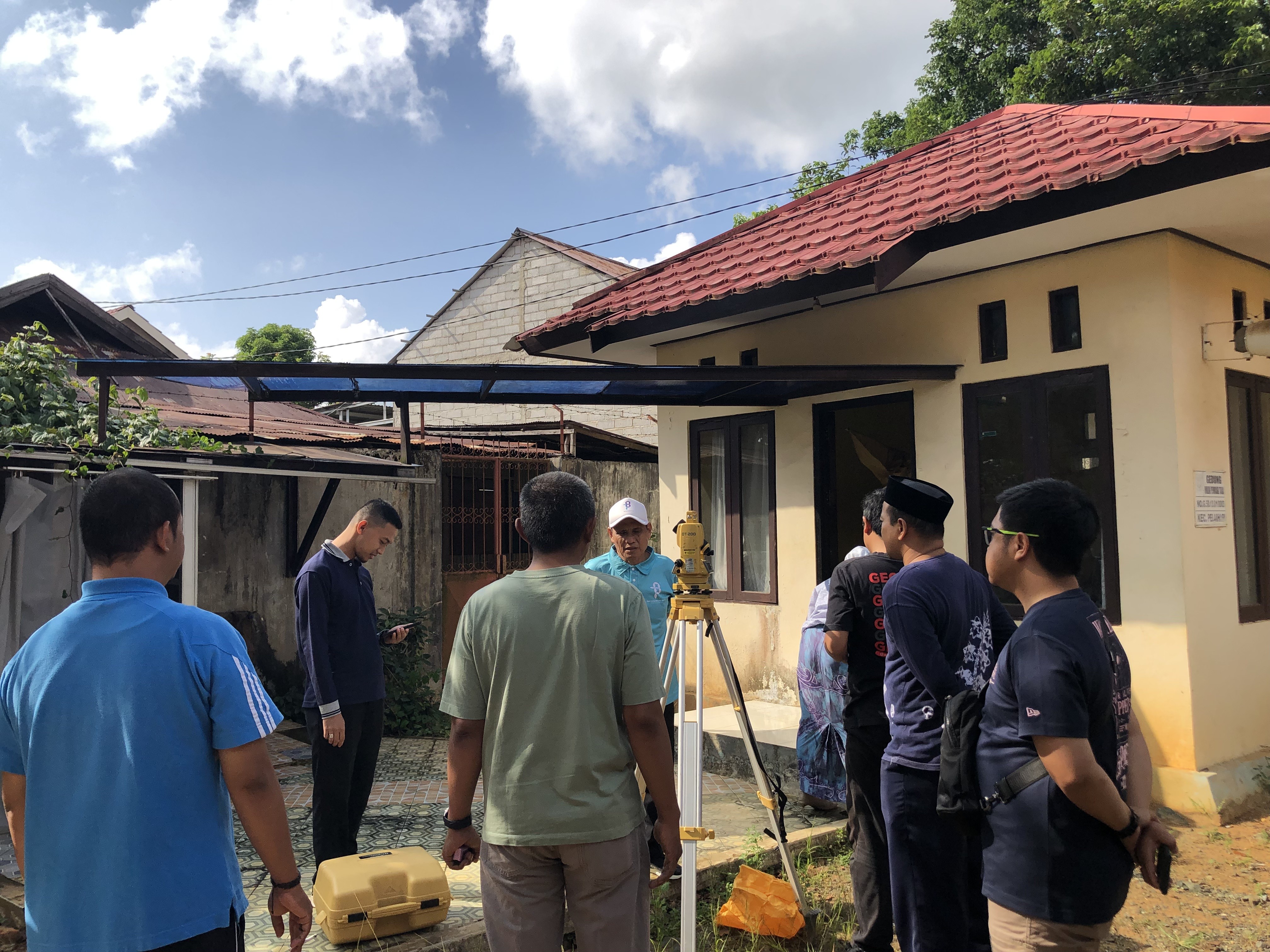 Pengukuran Arah Kiblat dan Sertifikasinya oleh Kemenag Kabupaten Tanah Laut untuk mushalla BPKAD